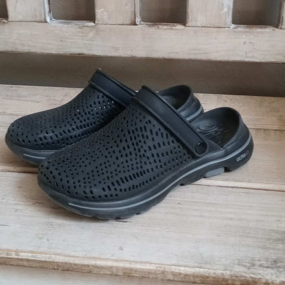 Sketcher ultra go slip on Cali gear